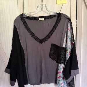 POL Women's Black and Gray Floral Lace Blouse